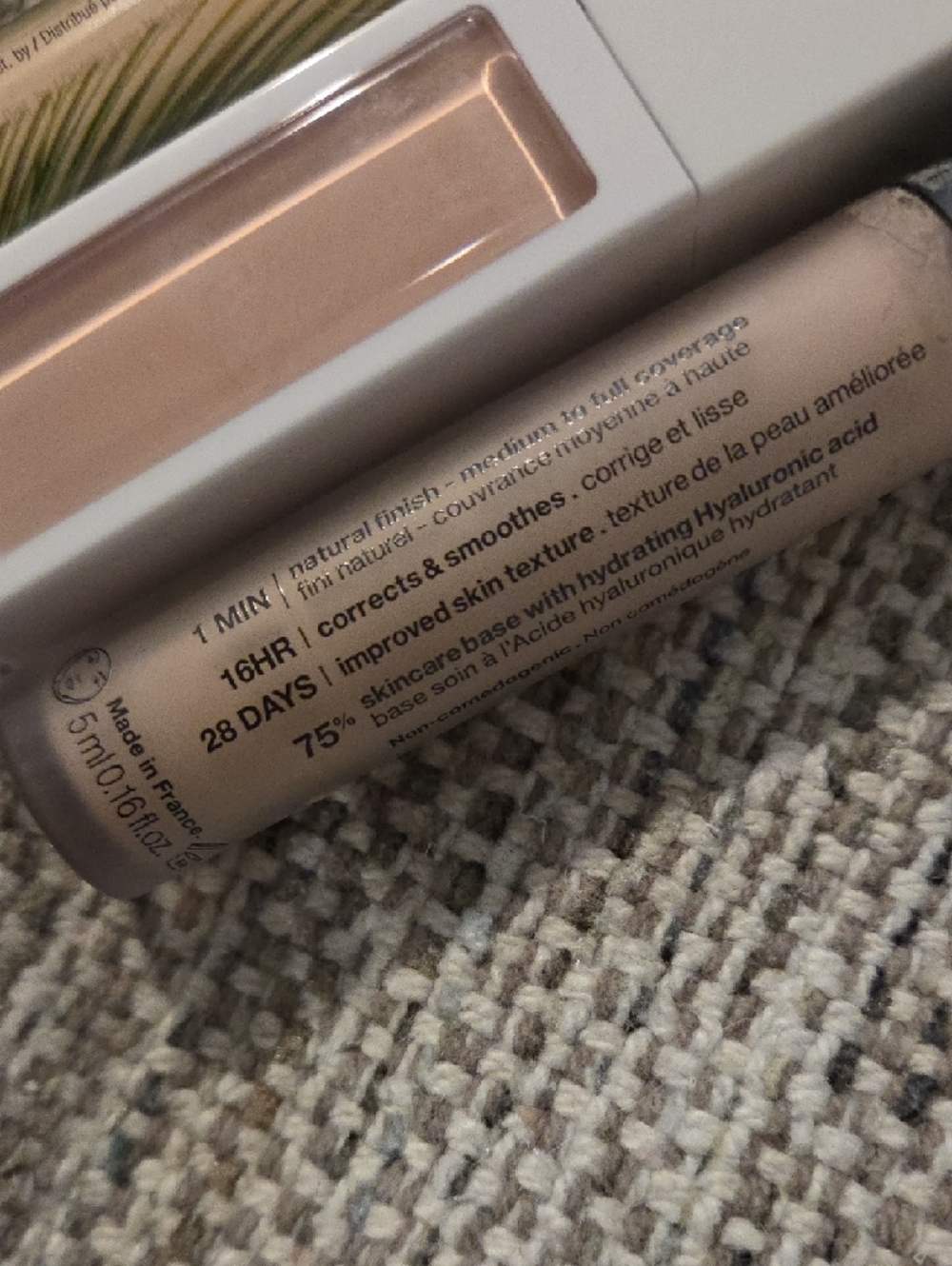 Assorted Beige Concealer Trio – - Picture 2 of 3